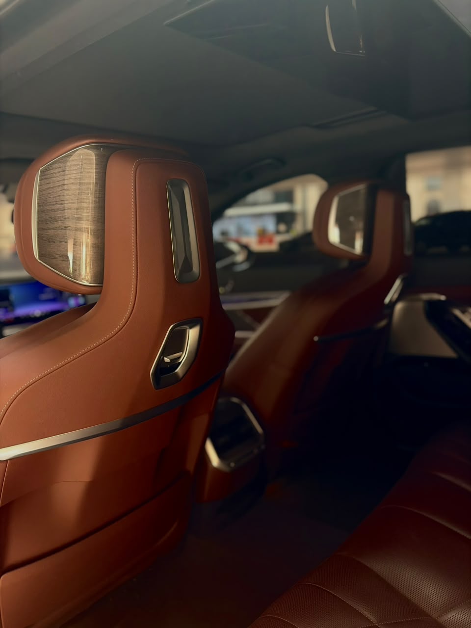 BMW 7 series View 3