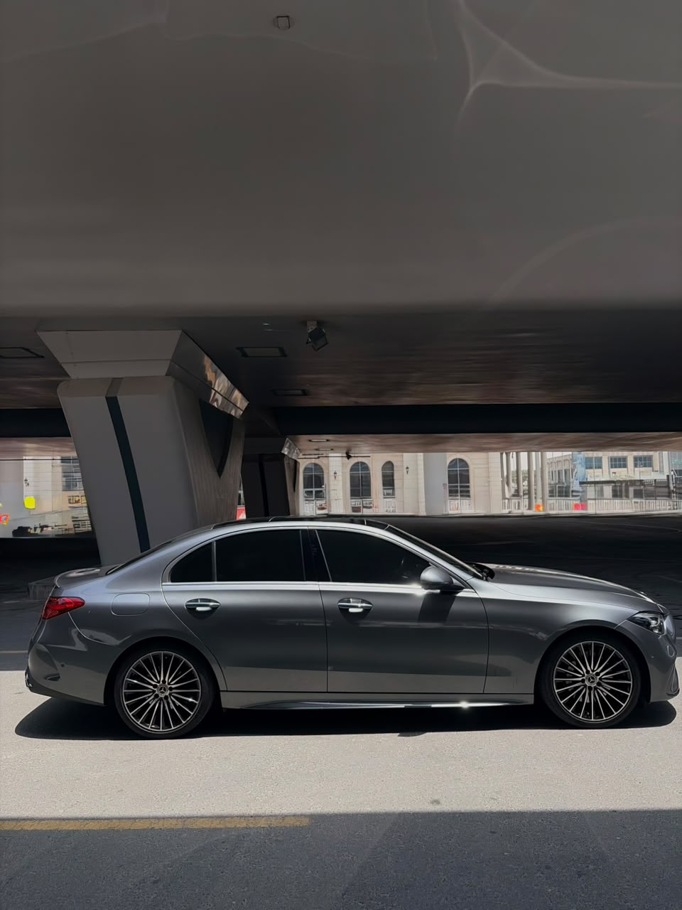 Mercedes c200 View 2